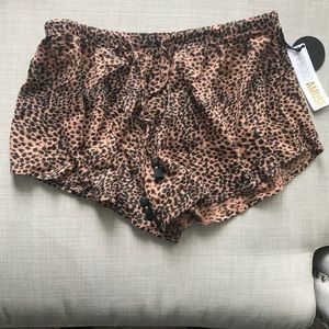 Amuse Society shorts